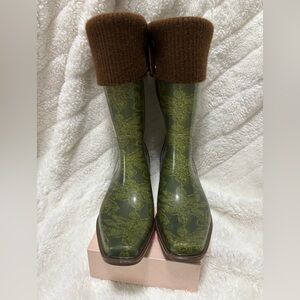 Dav Green Paisley Rain Cowboy Boots brown sweater trim Medium 7 8